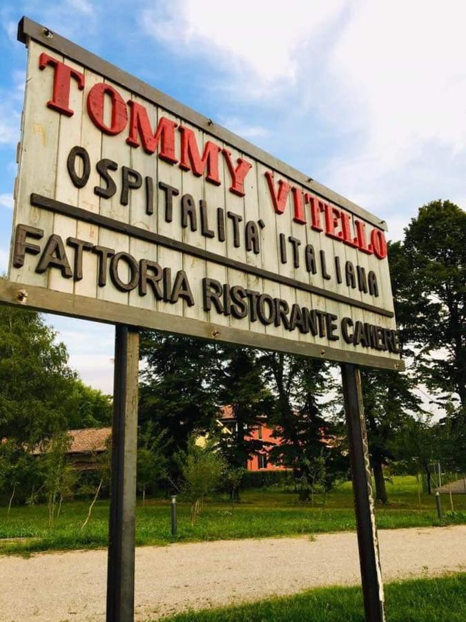 Tommy Vitello Camere Cassano Magnago Exterior photo